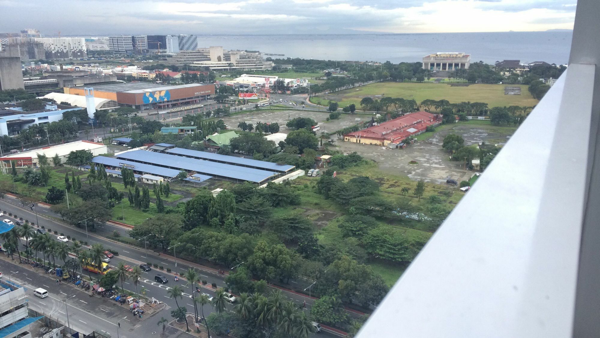 Seabreeze Residences At Breeze Residences Pasay Zewnętrze zdjęcie